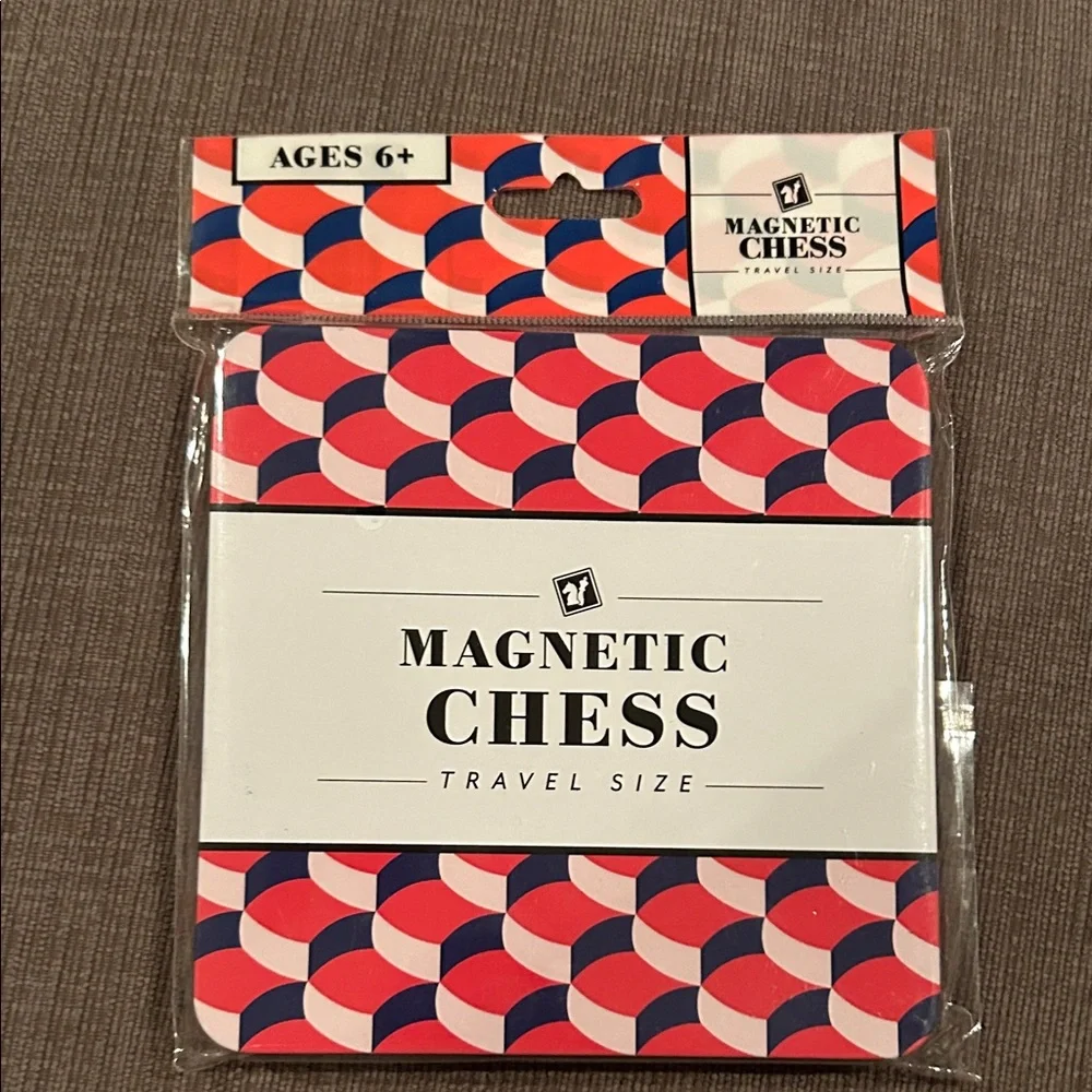 Magnetic Chess Travel size NEW